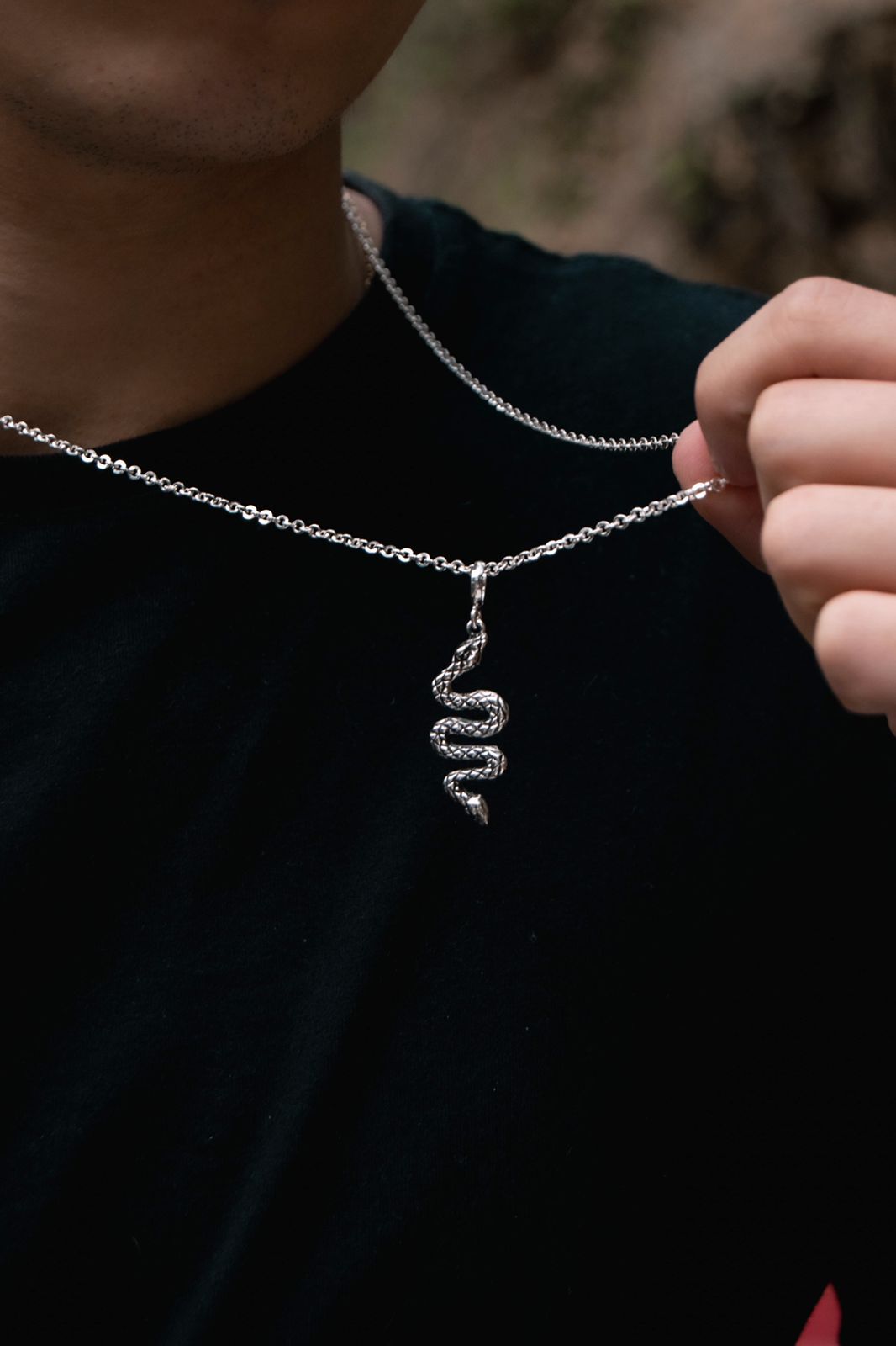 Collar Serpiente Curvo